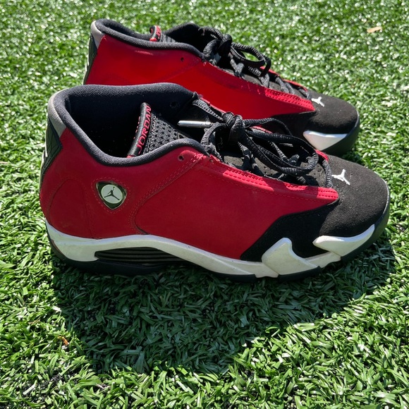 Air Jordan 14 Retro ‘Gym Red’
Size 5y
8/10 Condition No Box 
Buy Now $80 - Picture 4 of 6